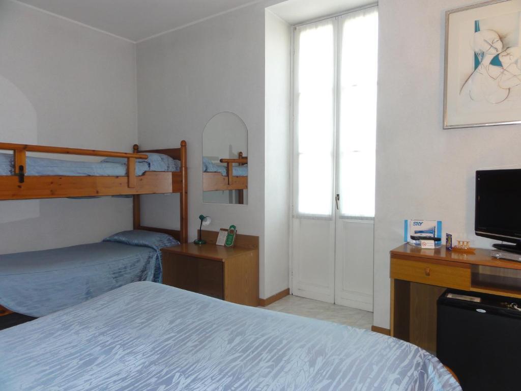 Albergo Ristorante Grigna Mandello del Lario Phòng bức ảnh
