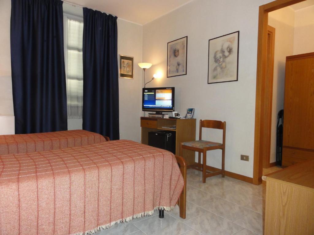 Albergo Ristorante Grigna Mandello del Lario Phòng bức ảnh